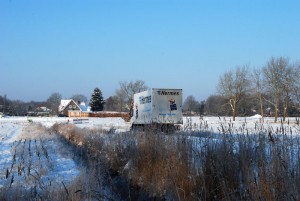 Hermes Paketdienst kämpft sich durch den Schnee