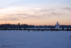 Sonnenuntergang über der Eisfläche