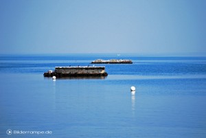 Brückenkopf im Meer