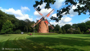 Park mit Mühle