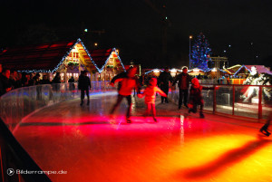 Eislaufen unterm Fernsehturm