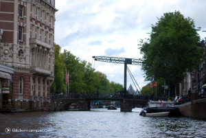 Amsterdam: Eine typische Brücke