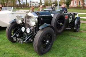 Bentley Rennwagen mit dem typischen Drahtgitter-Kühler