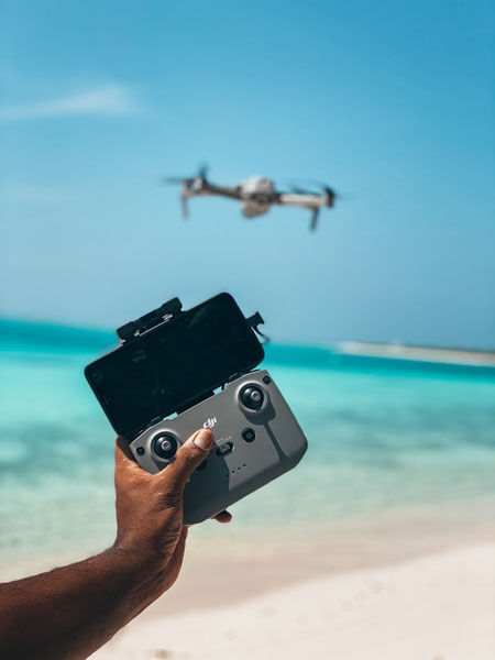 Experimentieren | Foto: Arif@aerial_mv, unsplash.com